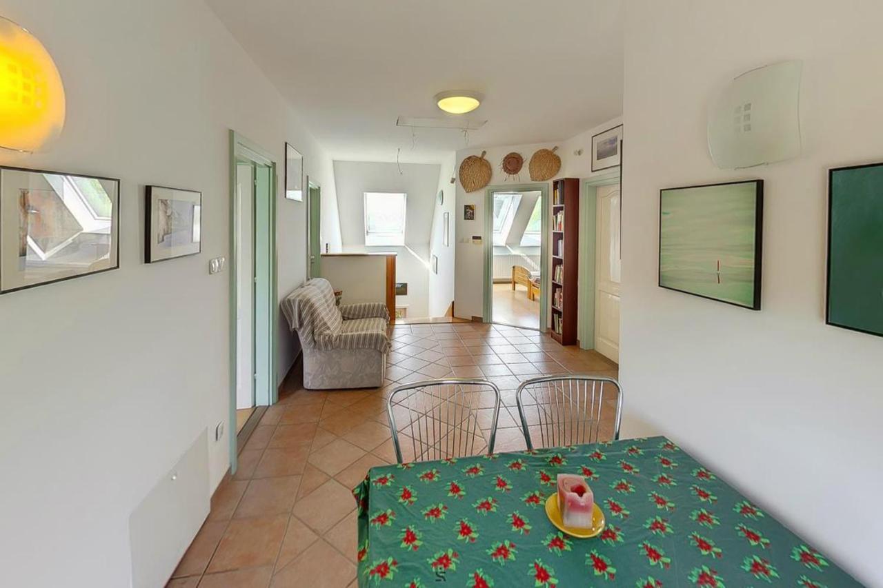 Highway House Ξενοδοχείο Κεσκεμέτ Εξωτερικό φωτογραφία